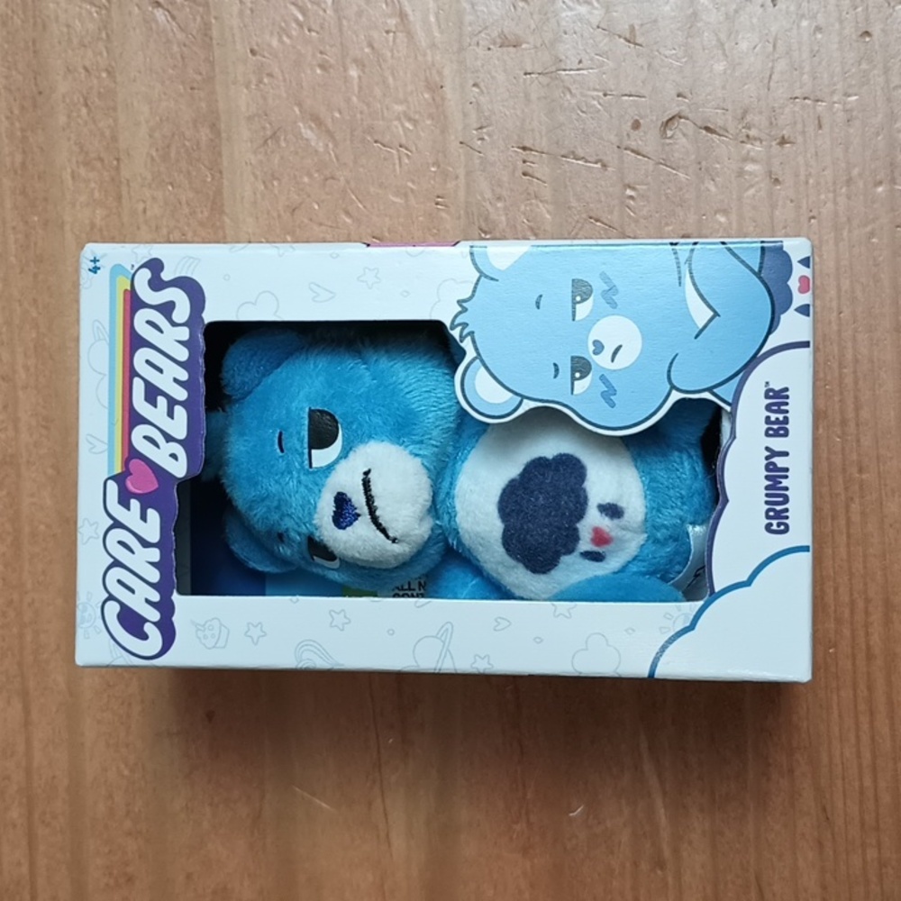 Care bare ... Grumpy Bear. Small cute collectible.
